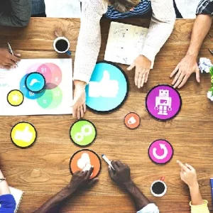 Ilustración representativa de técnicas de marketing digital utilizadas en redes y buscadores